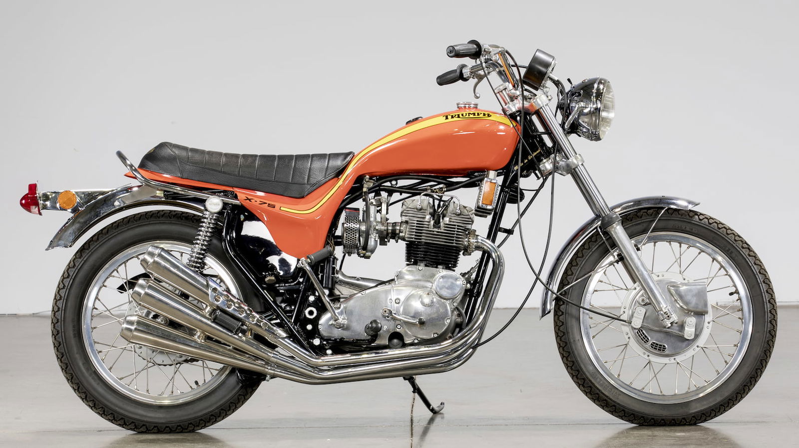 BSA Triumph X-75 Hurricane